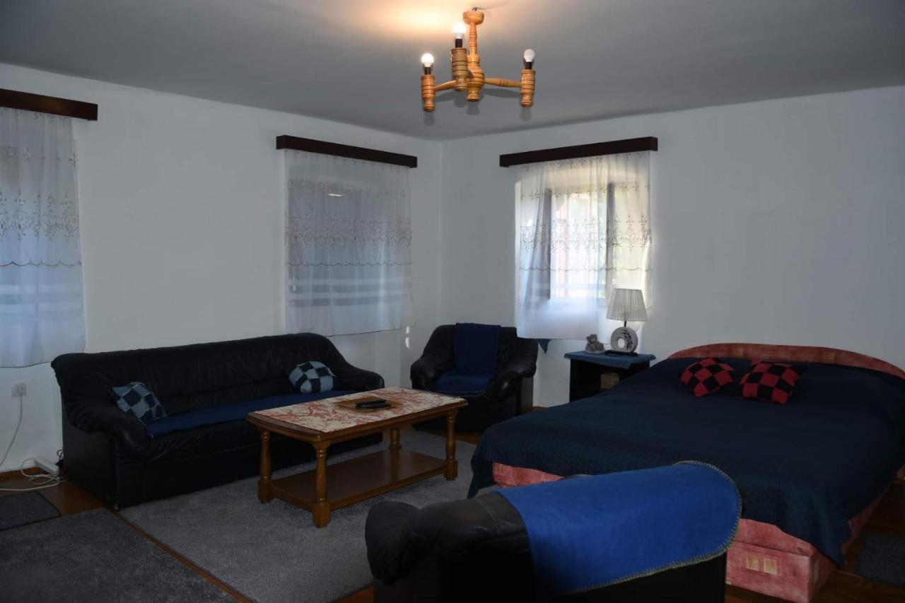 Villa Kuca Za Odmor Beljan Brod na Kupi Exterior foto